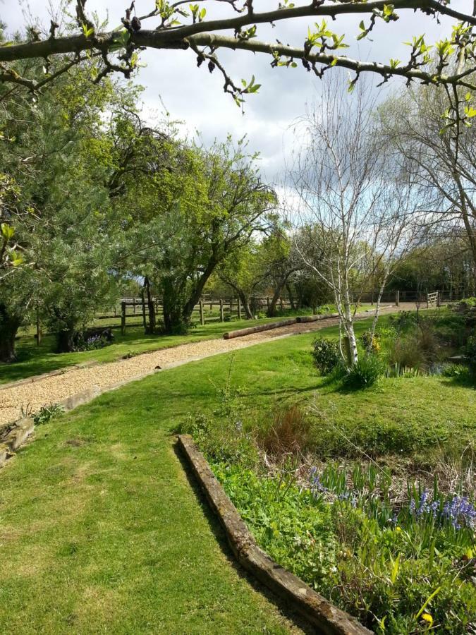 Bed and Breakfast Upper Wood End Farm Marston Moreteyne Exteriér fotografie